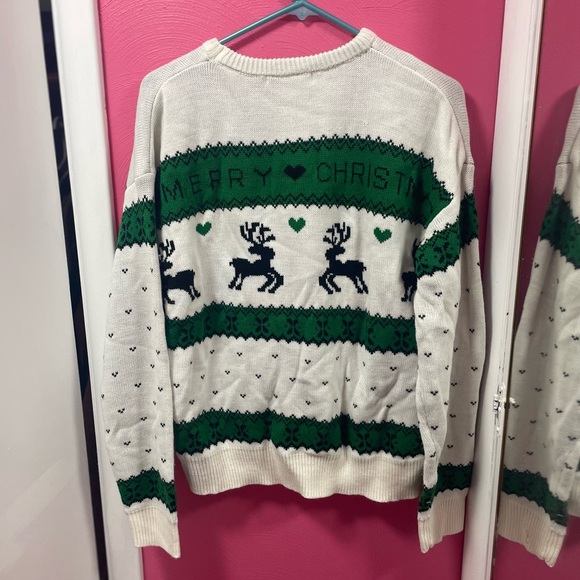 Simple Brand/ Festive Green and White Reindeer Sweater - Picture 6 of 6